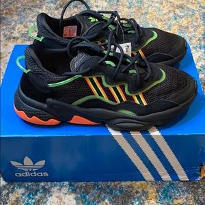 Adidas men Ozweggo size 7.5